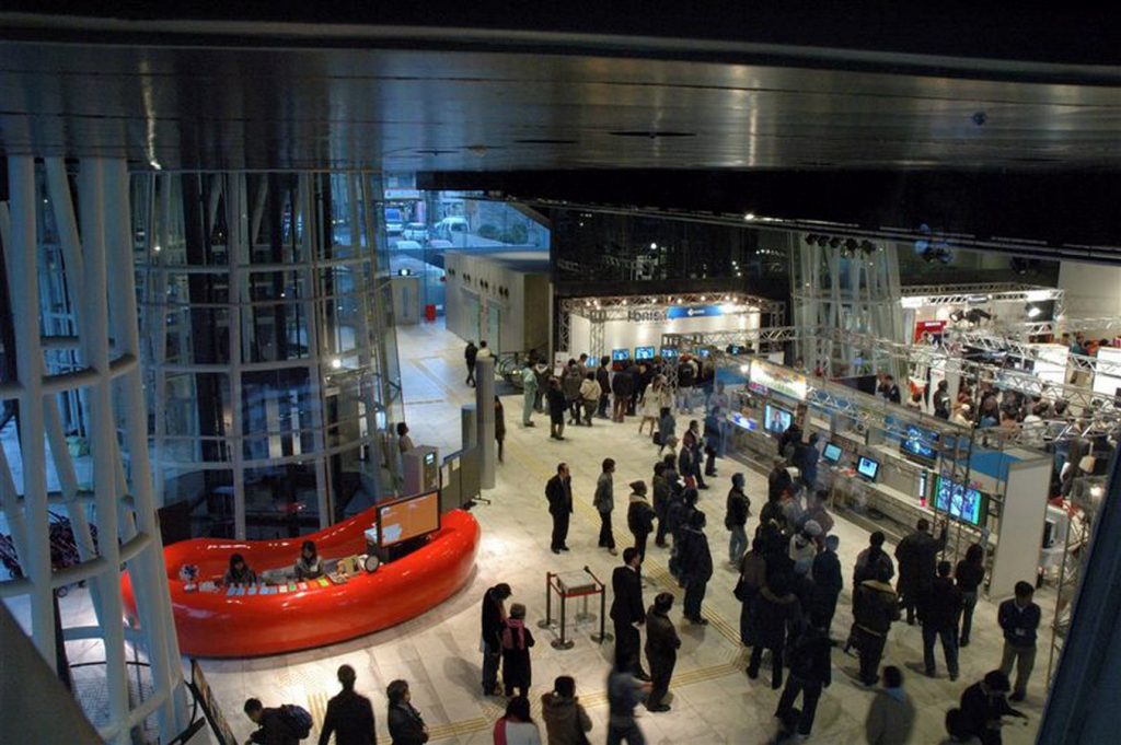 Sendai Mediatheque Toyo Ito Associates Rethinking The