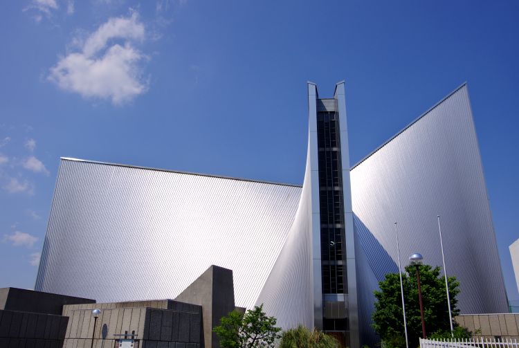 Kenzo tange_St Mary's Cathedral, Japan