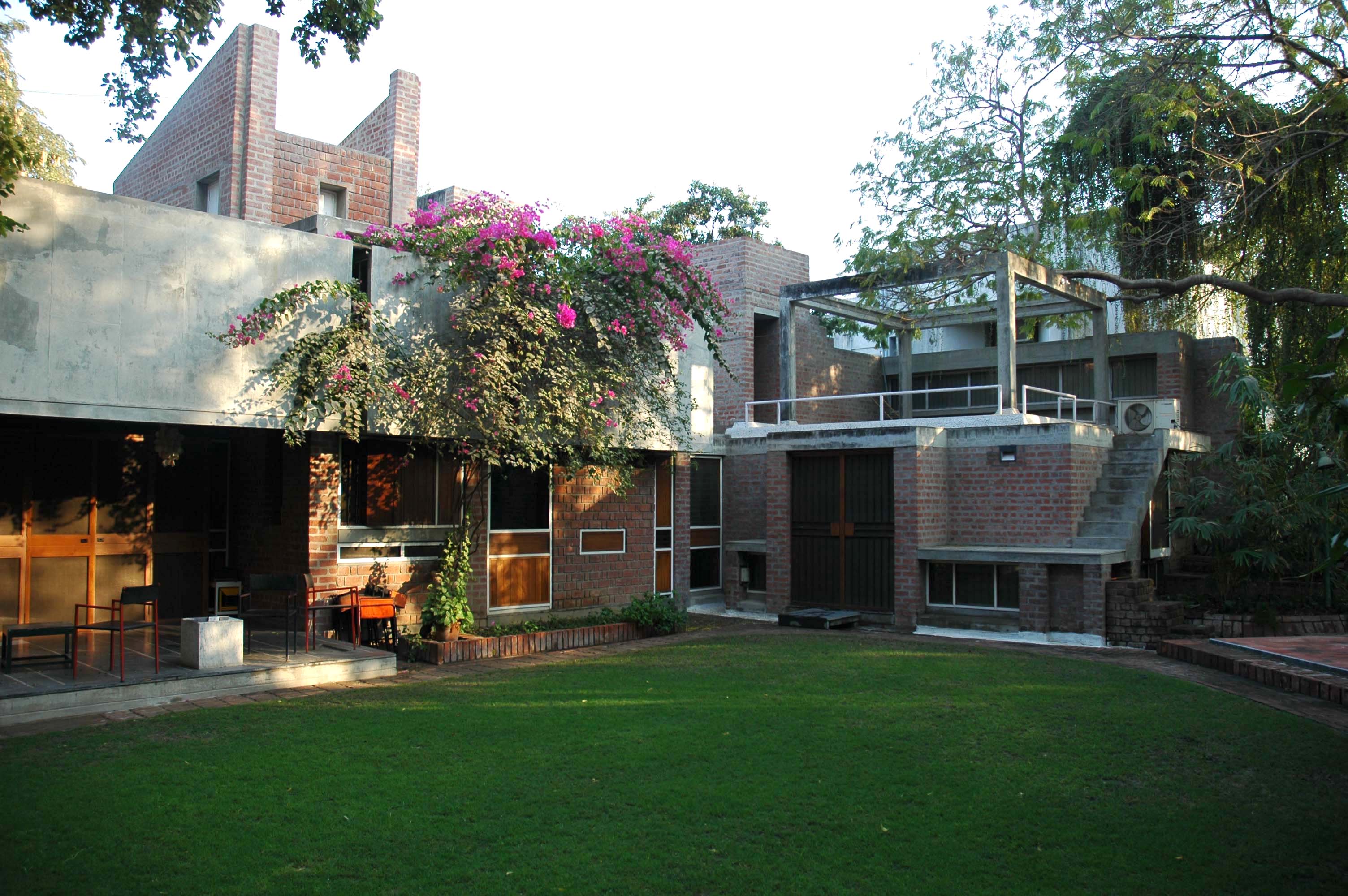 B V Doshi Turns 92 Today The Only Indian Architect To Win The Pritzker Prize So Far Rtf