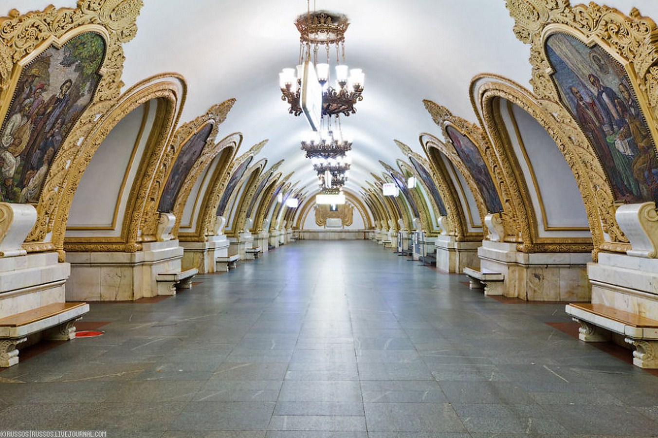 Московское метро станция Киевская