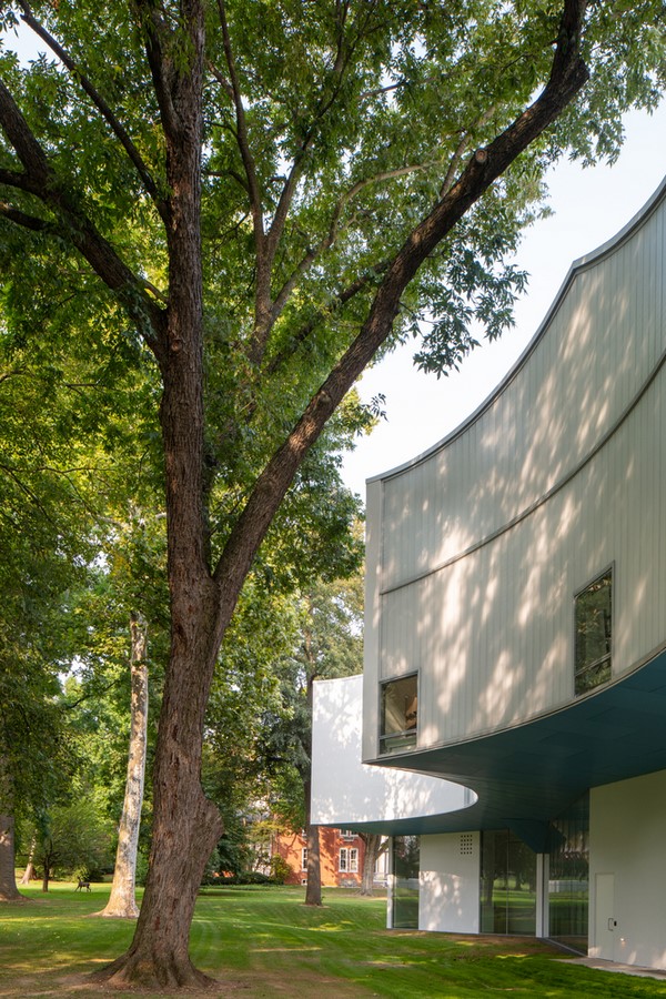 'Winter visual arts building' at Franklin & Marshall College opened by Steven Holl architects - Sheet4