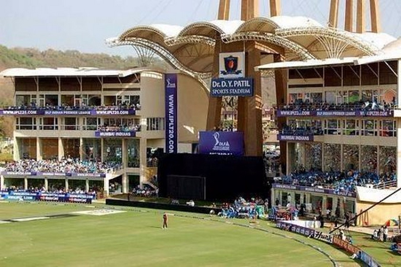 10 Biggest Cricket Stadiums In The World Rtf Rethinking The Future 9620