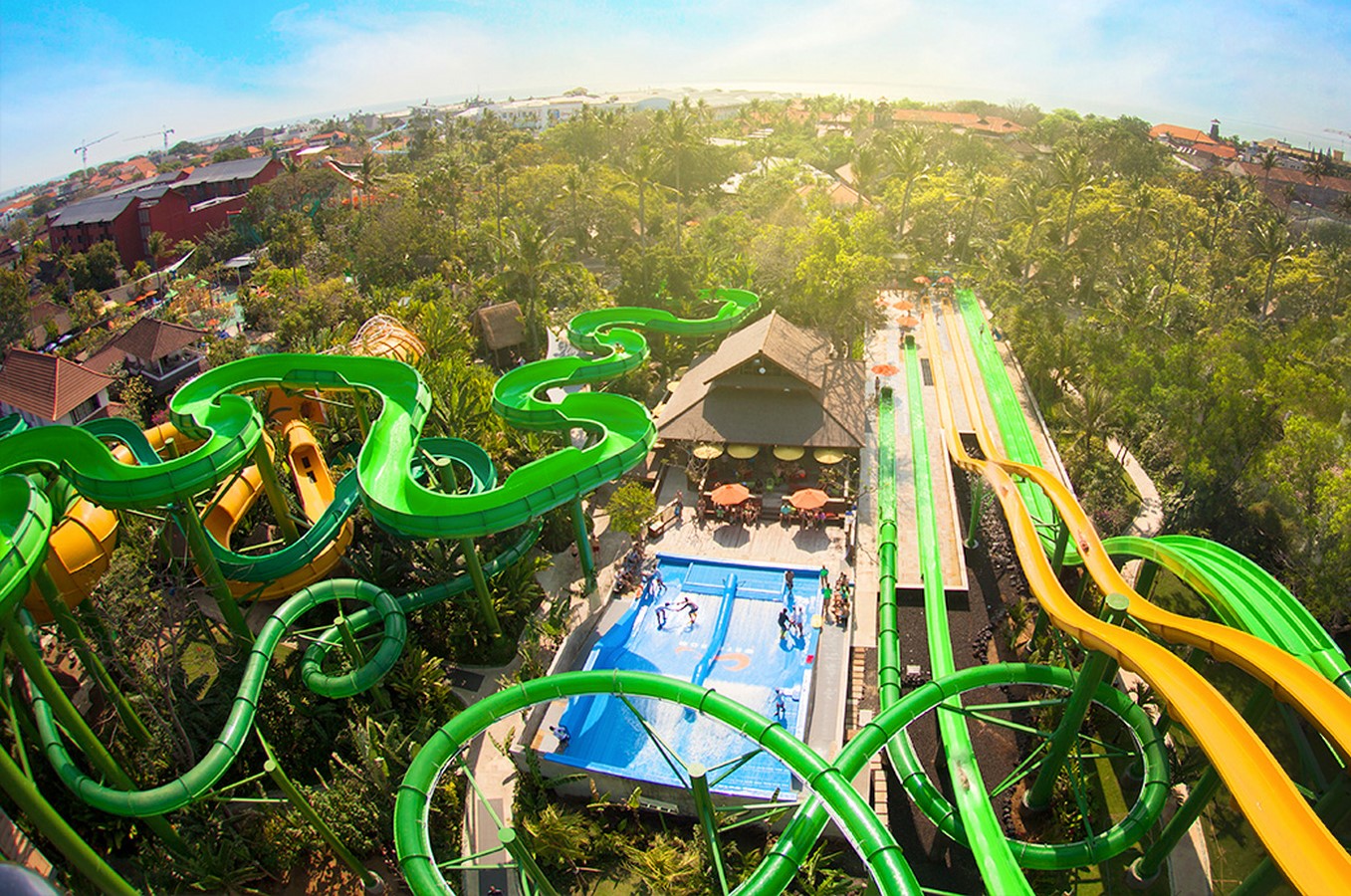 10-biggest-waterparks-in-the-world-rtf-rethinking-the-future