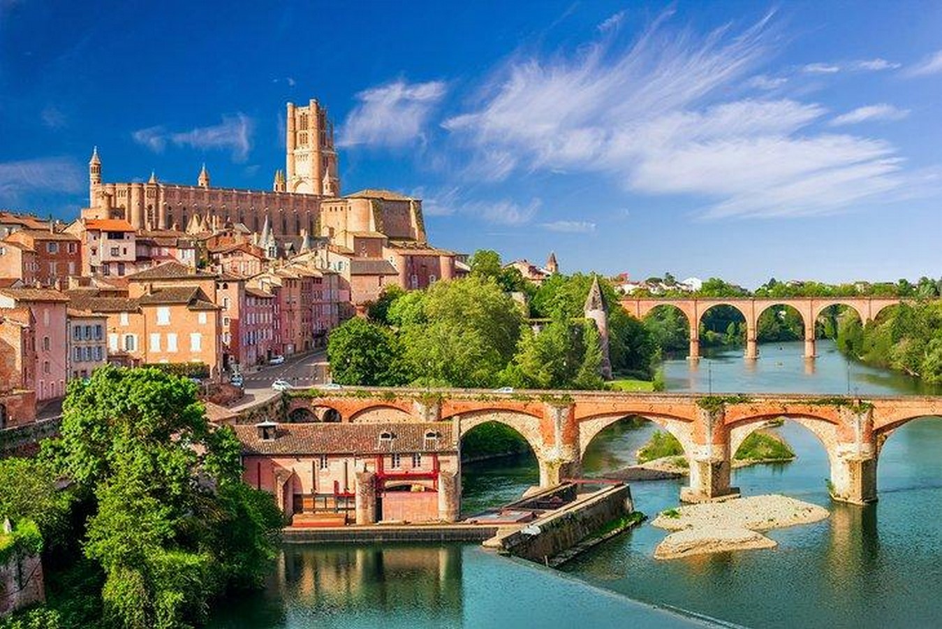 Deciphering The Geography And Significance Of Toulouse, France ...