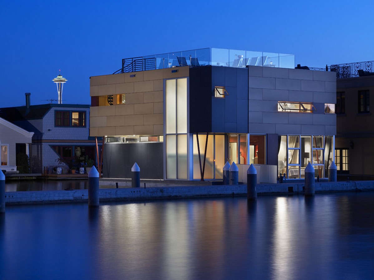 Ben Benschneider. The Floating house. _©https://www.archdaily.com/58850/lake-union-floating-home-vandeventer-carlander-architects).