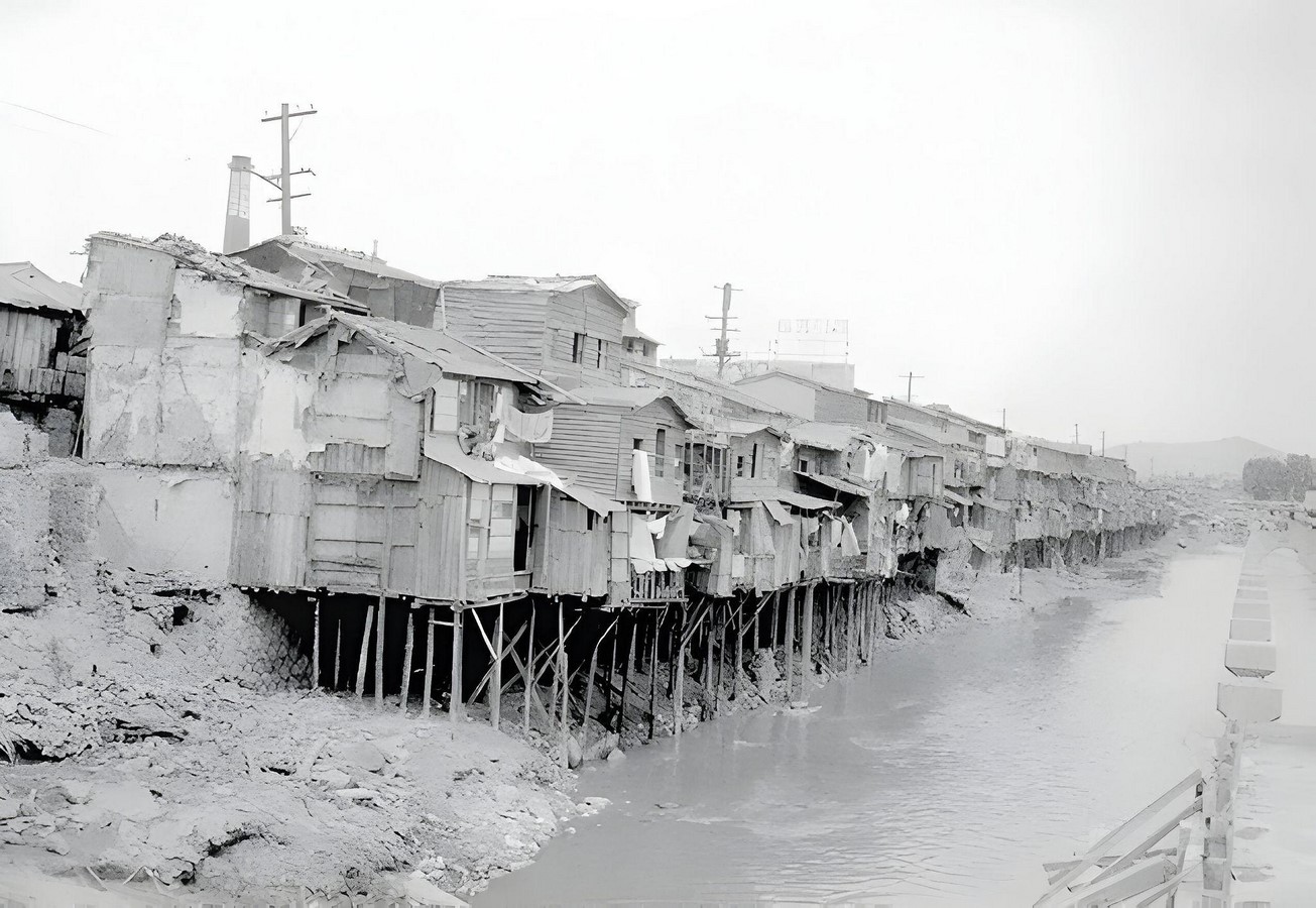 Urban Regeneration: A Case of Cheonggyecheon River - Sheet2