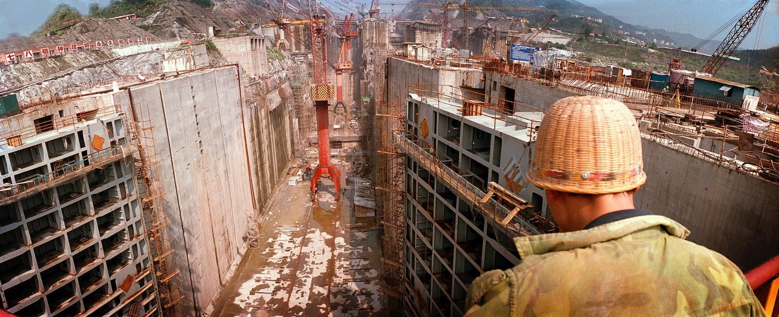 Project in-depth: The Three Gorges Dam, China - Sheet8